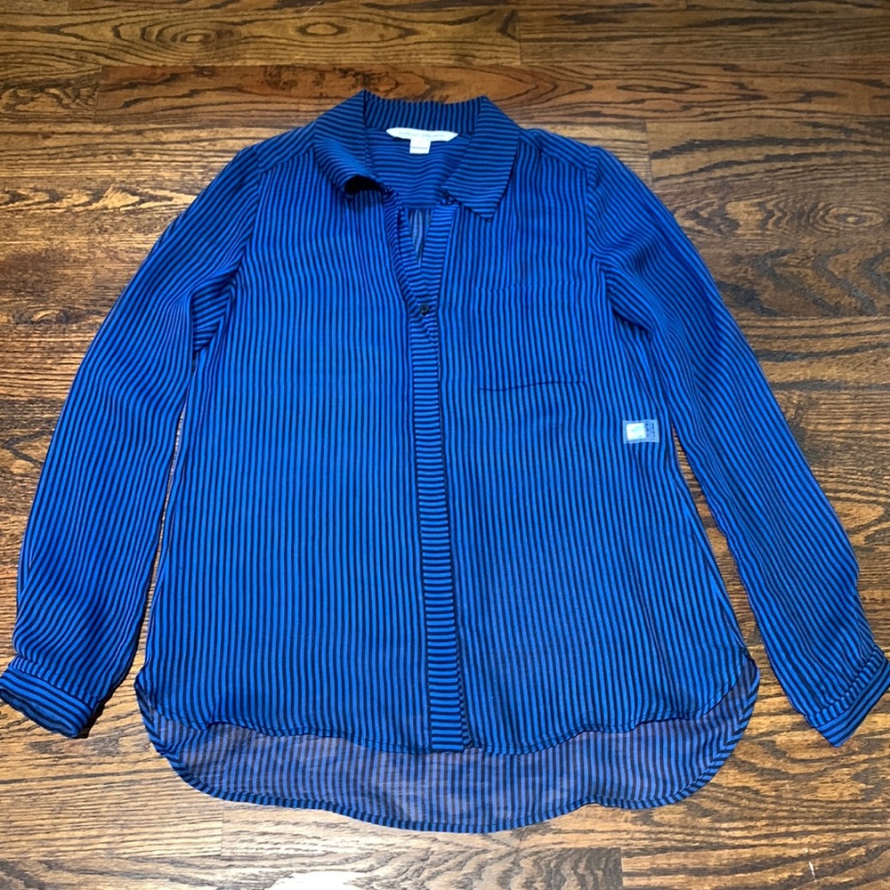 Dvf sz 4 Blue Silk Blouse